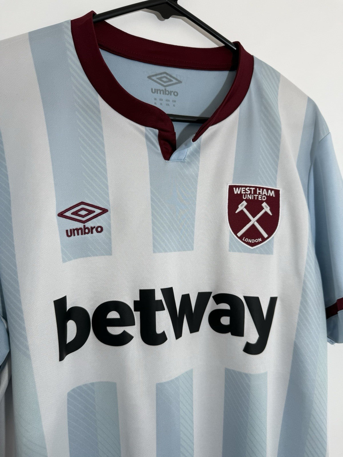 West Ham United Noble #16 2021/22 XL Away Shirt Umbro Excellent Condition