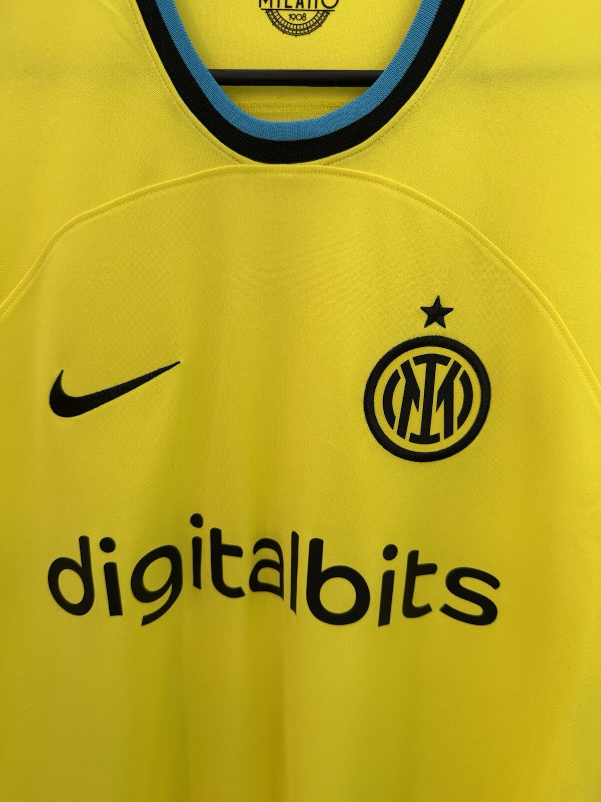 Inter Milan Barella #23 2022/23 3rd Large Shirt Nike BNWT DN2714-715