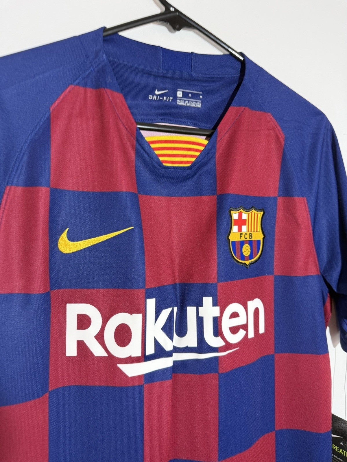 Barcelona Suarez #9 2019/20 Medium Home Shirt Nike BNWT AJ5532-456