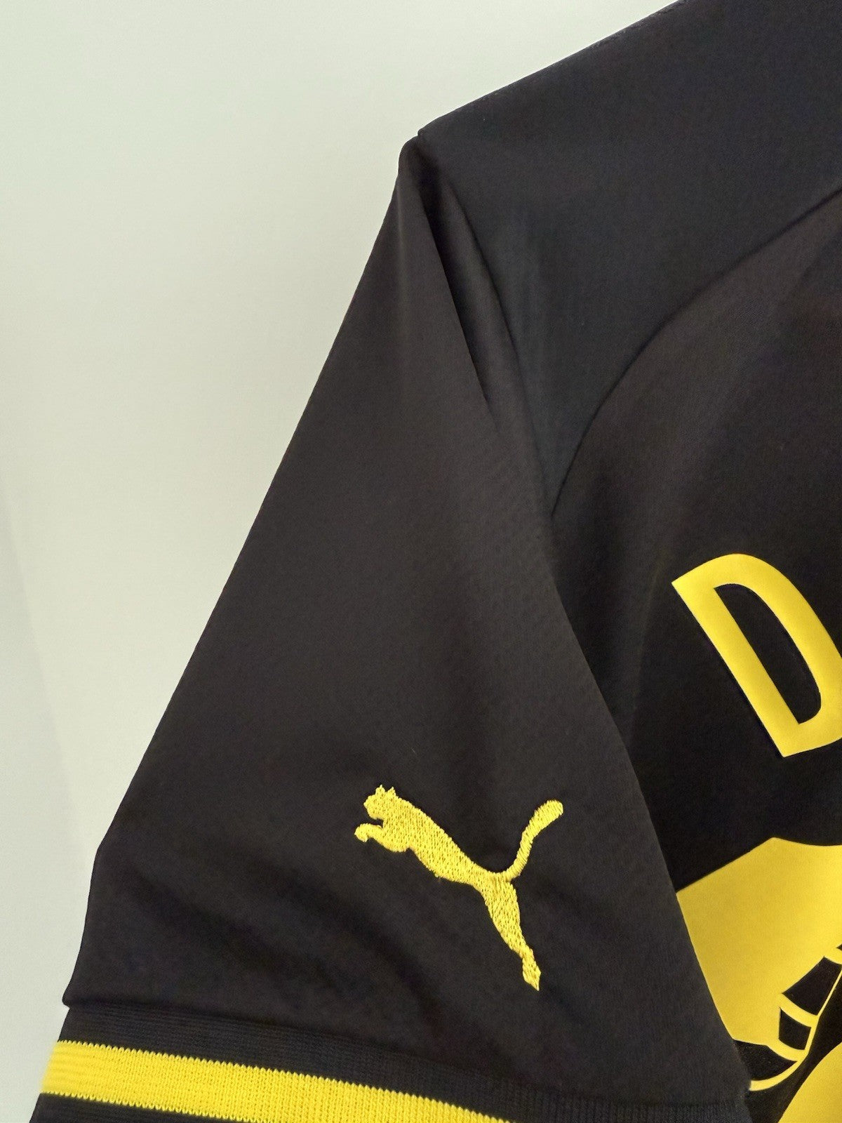 Borussia Dortmund Bellingham #22 2022/23 Small Away Excellent Conditio 765884-02