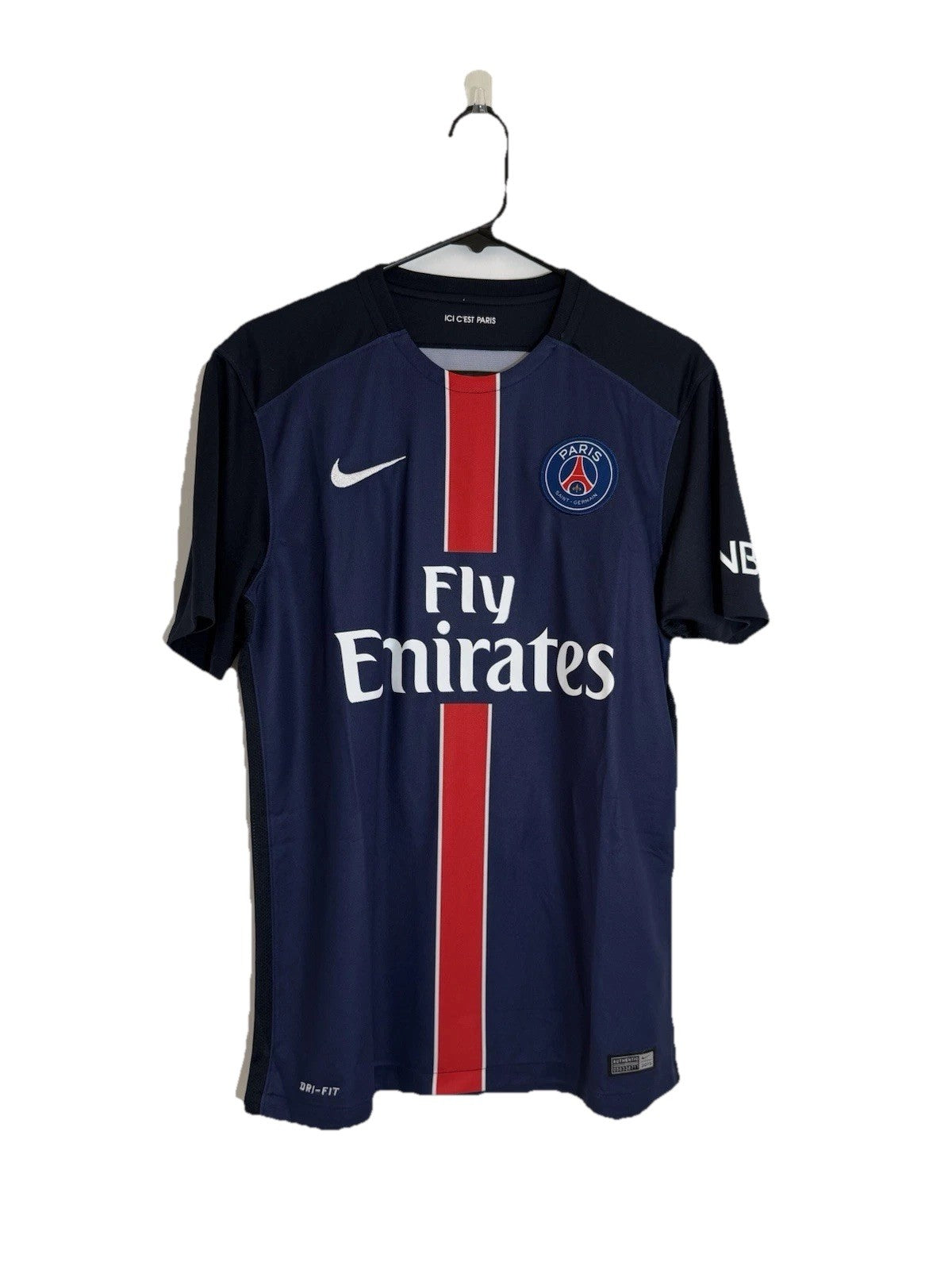 Paris St Germain 2015/16 Medium Home Shirt Excellent Condition 658907-411