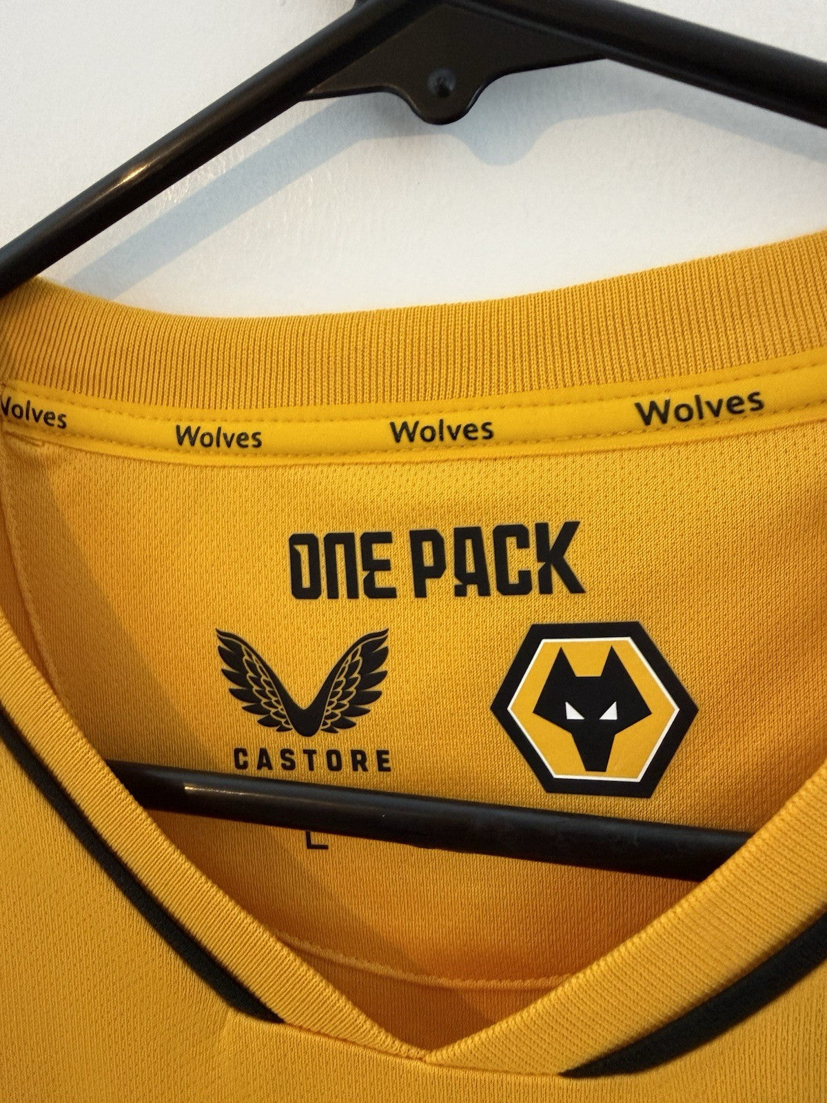 Wolverhampton Wanderers Hee Chan #26 2021/22 Large Home Shirt Castore BNWT