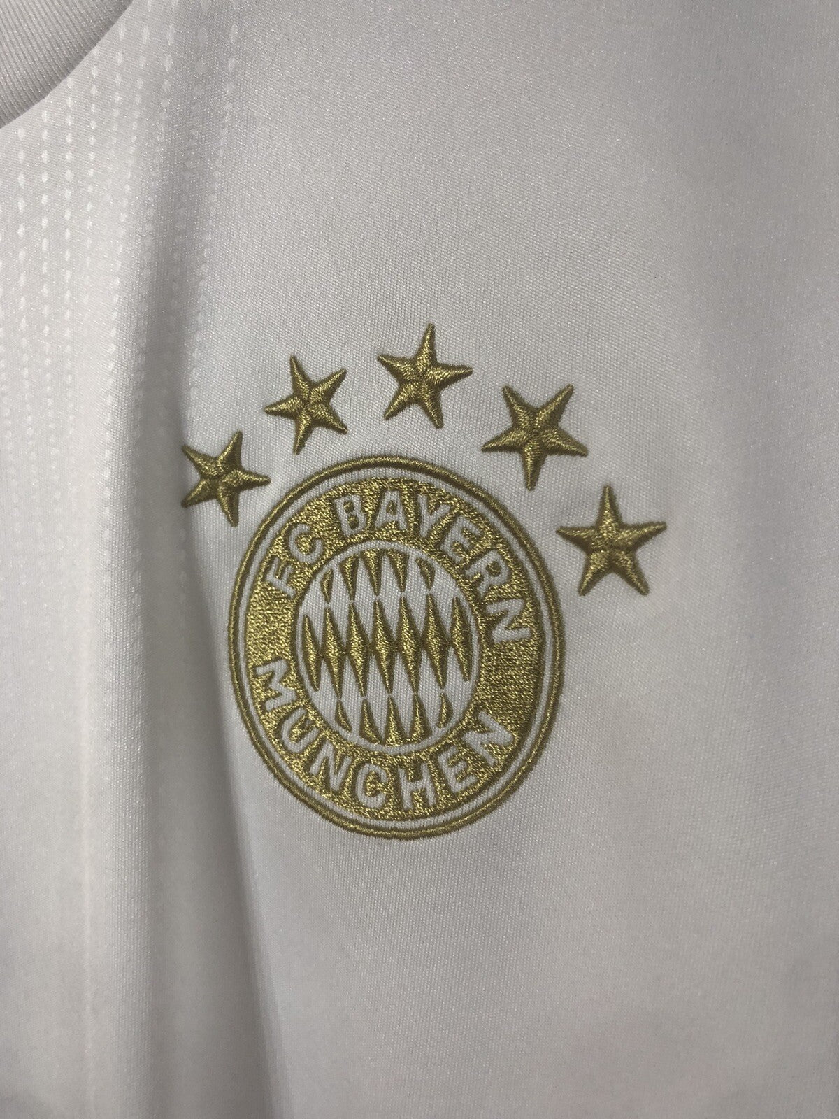 Bayern Munich Mane #17 2022/23 Large Away Shirt Excellent Condition HI3886