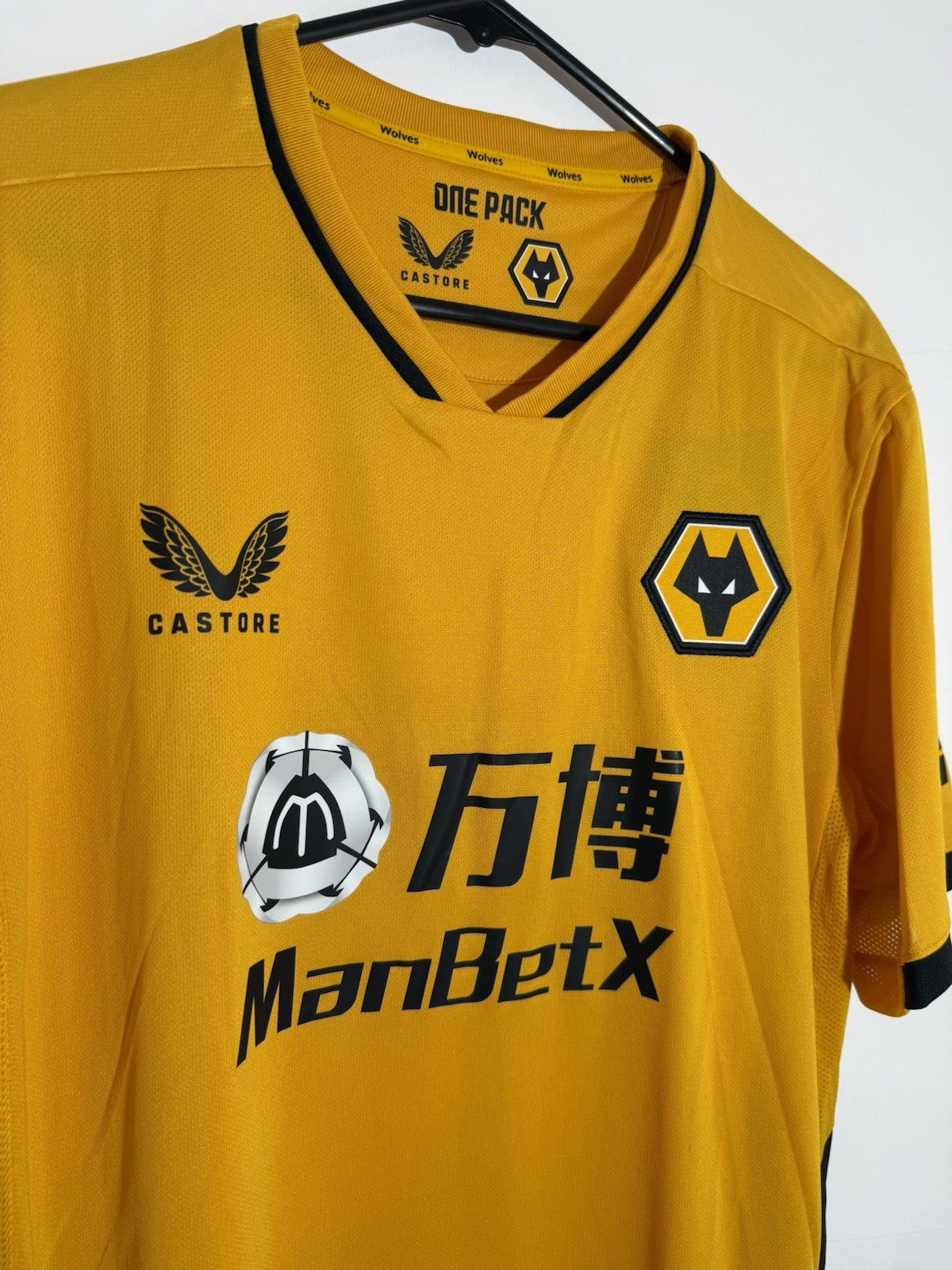 Wolverhampton Wanderers Neves #8 2021/22 Large Home Shirt Castore BNWT