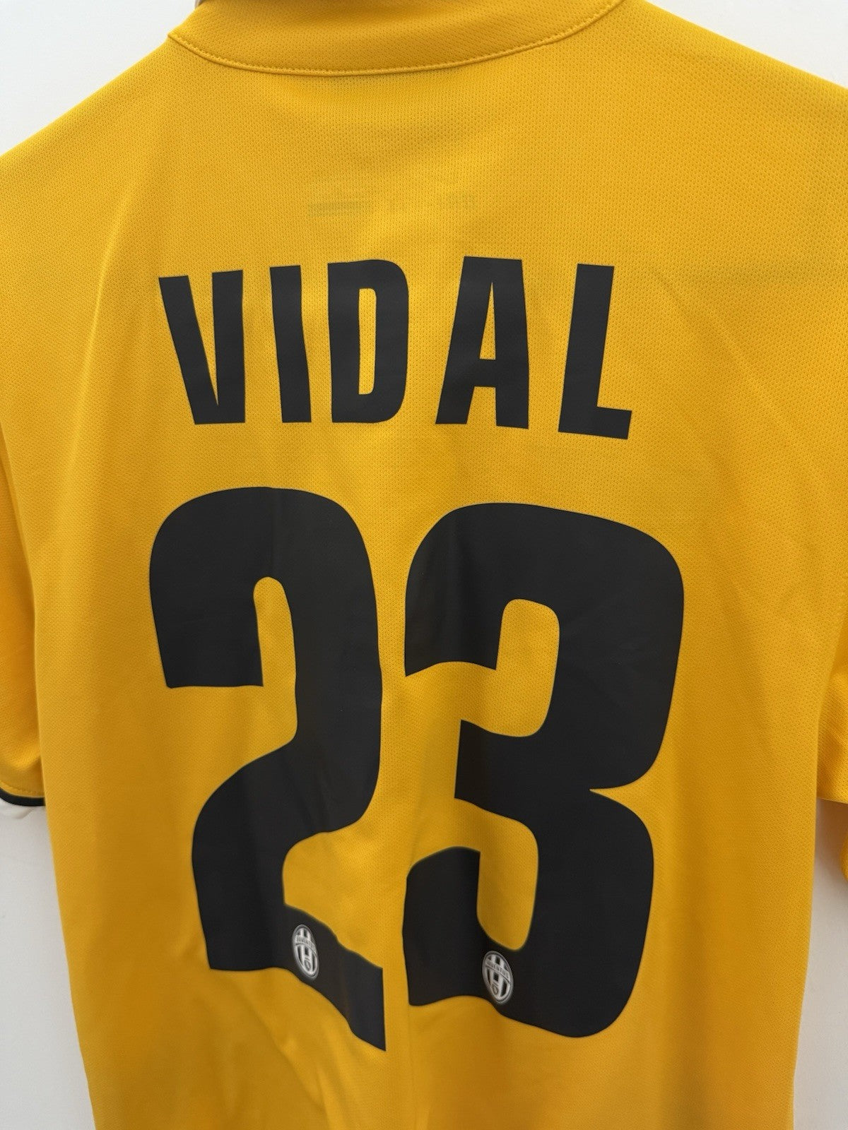 Juventus Vidal #23 2013/14 Small Away Shirt Nike Excellent Condition 533057-717