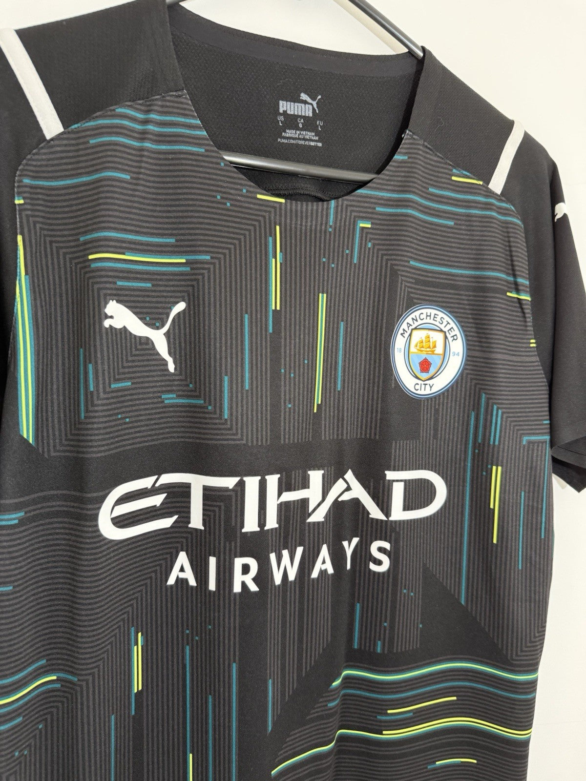 Man City Ederson M. #31 2021/22 Large Home Auth GK Excellent Condition 759185-49