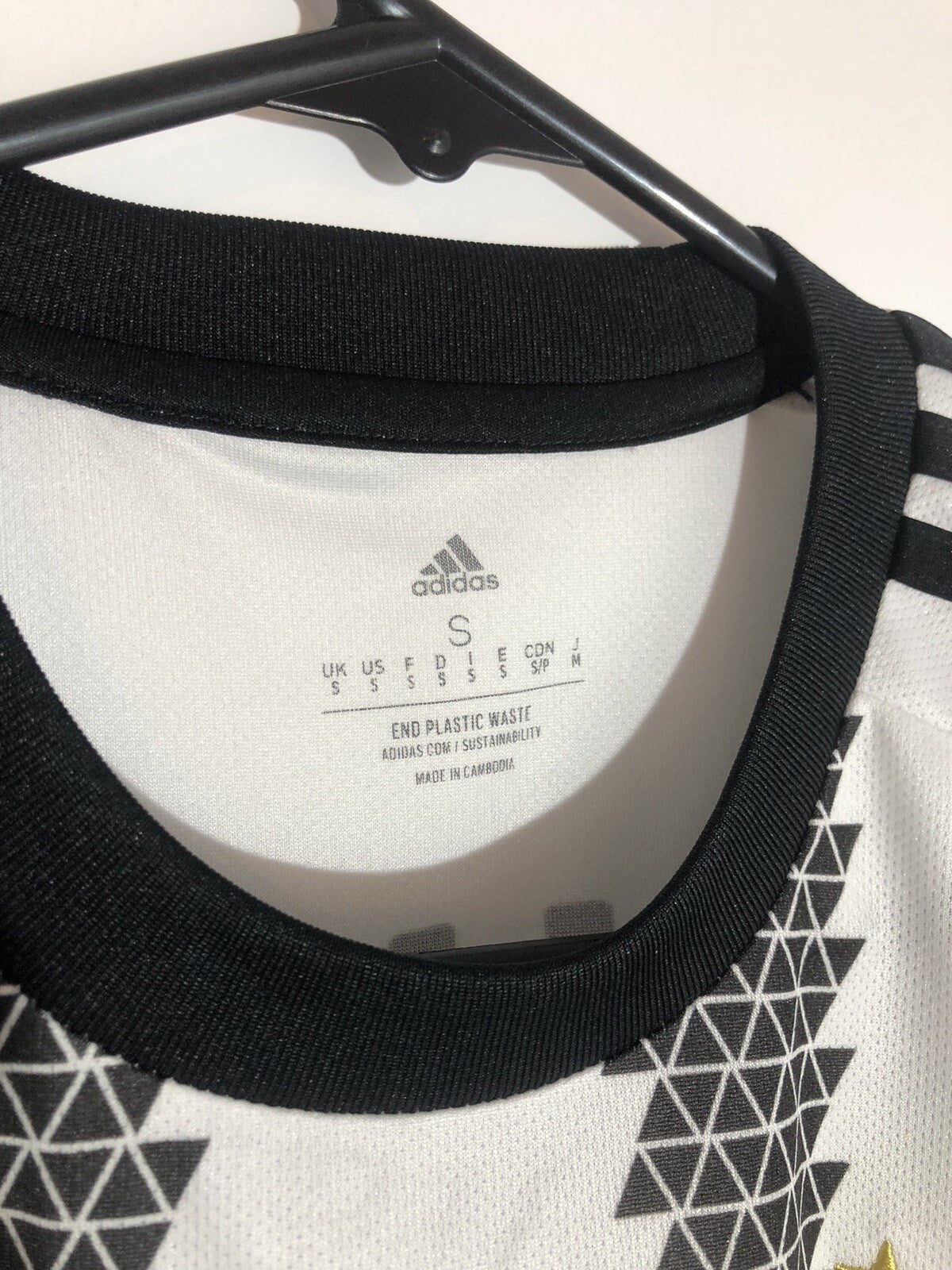 Juventus Vlahovic #9 2022/23 Small Home Shirt Adidas Excellent Condition H38907