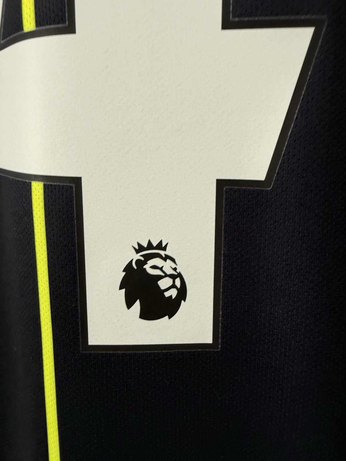 Manchester City Kompany #4 2018/19 XL Away Excellent Condition 919002-476