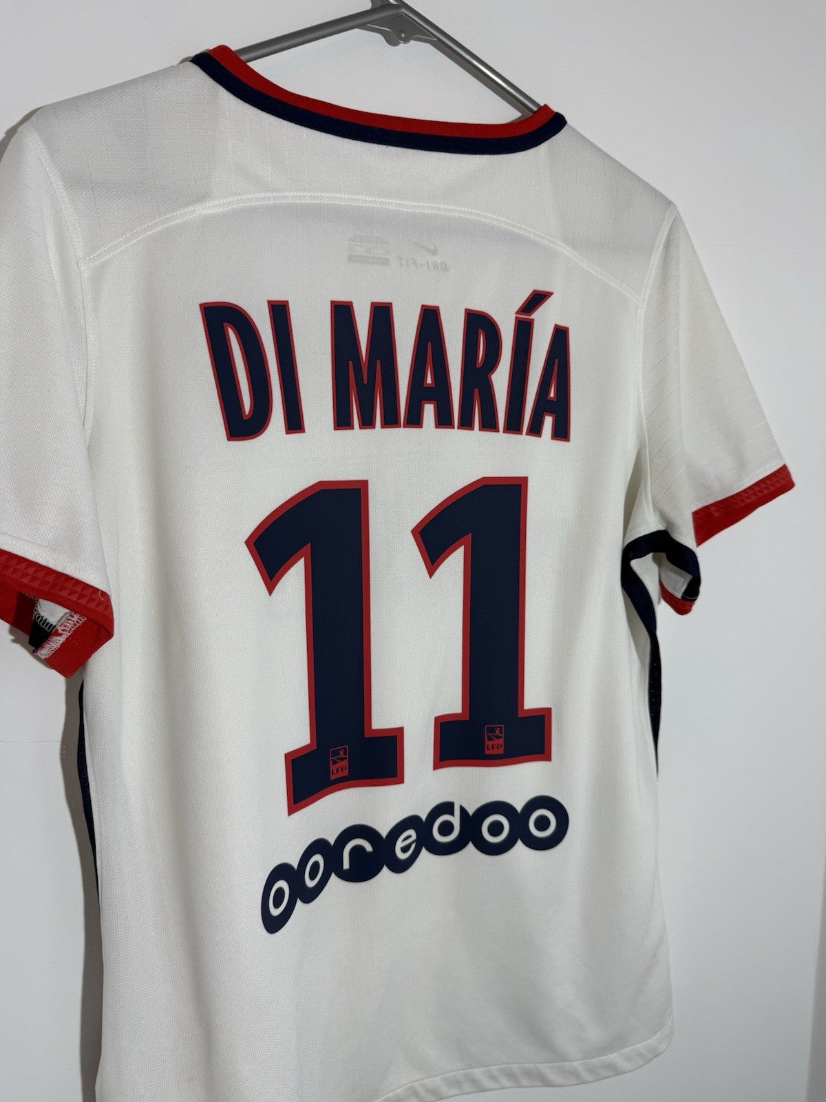PSG Di Maria #11 2015/16 Womens XL Away Shirt Excellent Condition 658968-106