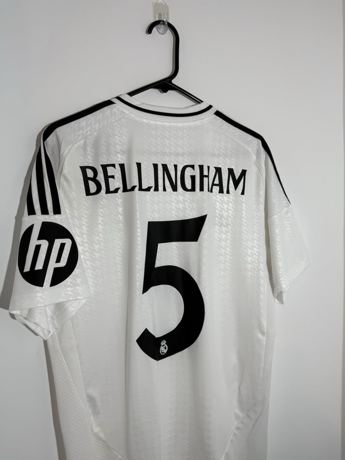 Real Madrid Bellingham #5 2024/25 Home Large Shirt BNWT IU5011