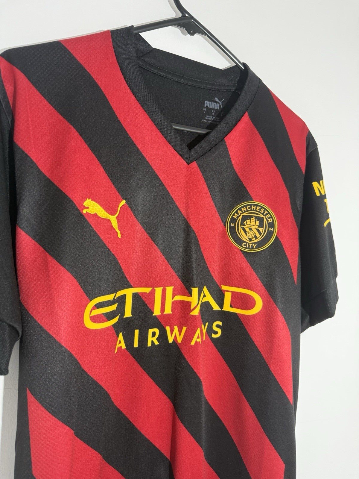 Manchester City Haaland #9 2022/23 Large Away Shirt BNWT 765722-02