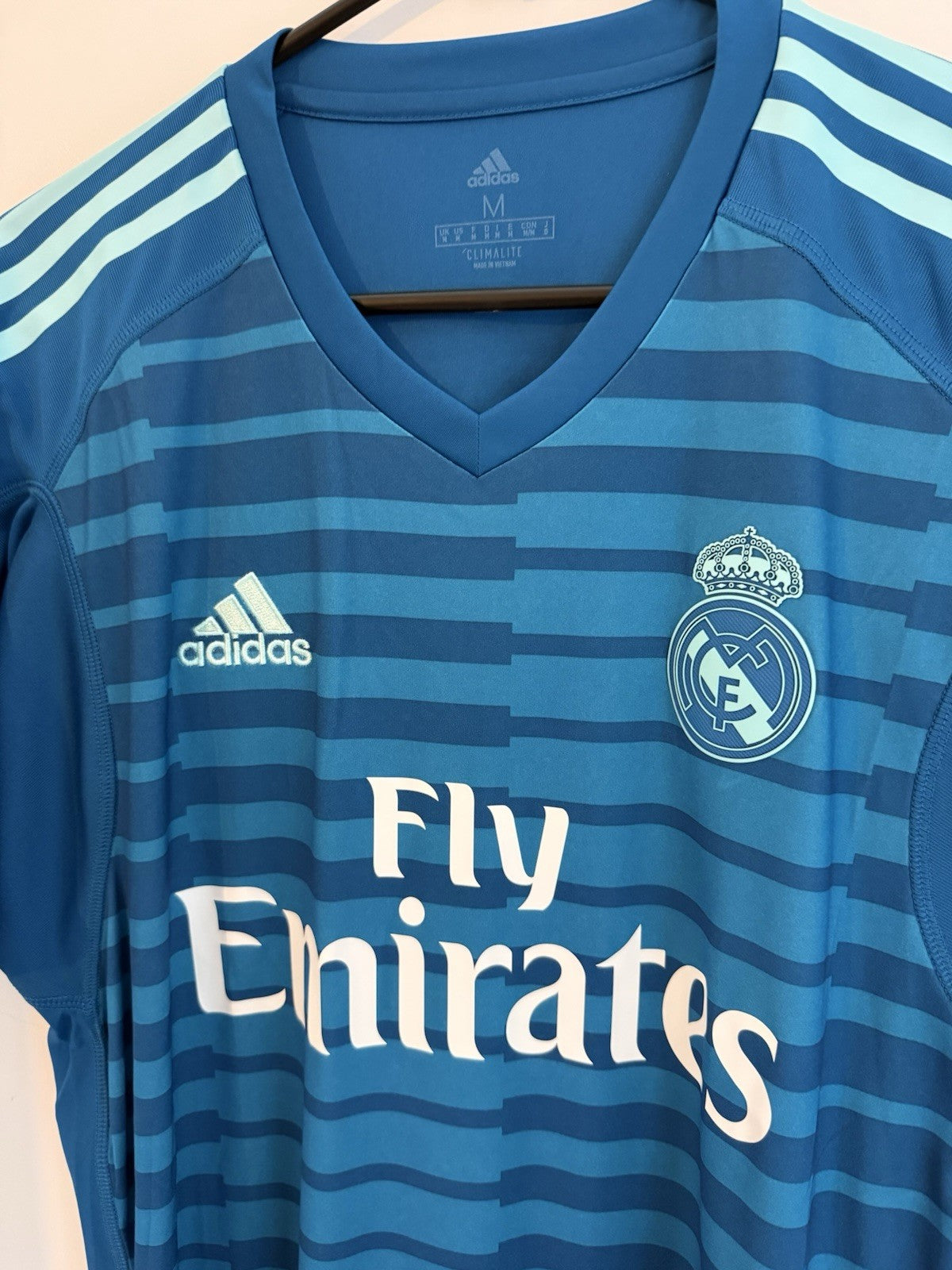 Real Madrid Courtois #25 2018/19 Medium Home GK Shirt BNWT CG0564