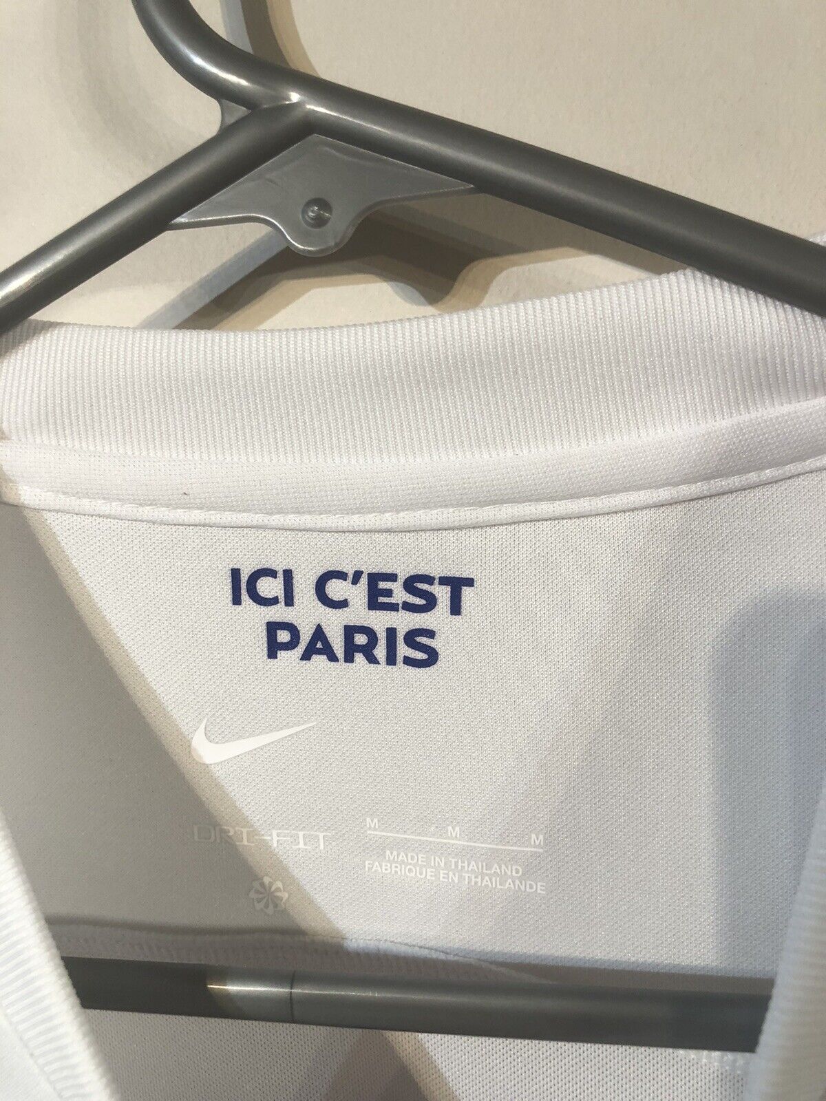 Messi #30 Paris St Germain 2022/23 Medium Euro Away Shirt Nike Excellent Conditi