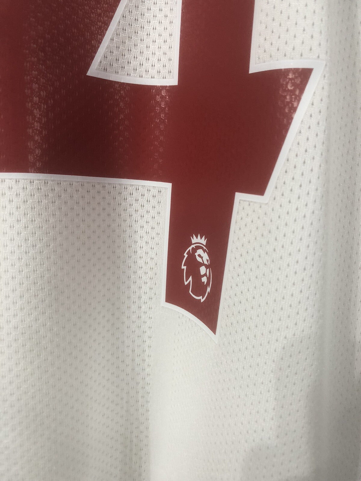 Liverpool Henderson #14 Medium 2019/20 Away Shirt Excellent Condition MT930013
