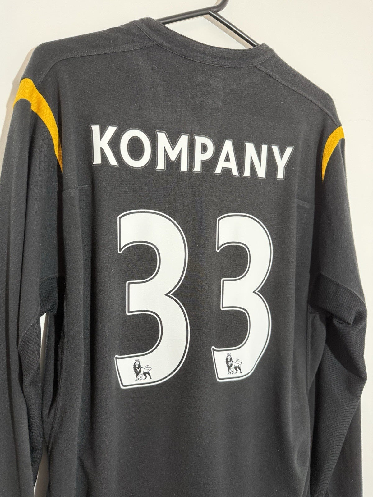 Manchester City Kompany #33 2009/10 Large Away Shirt Excellent Condition