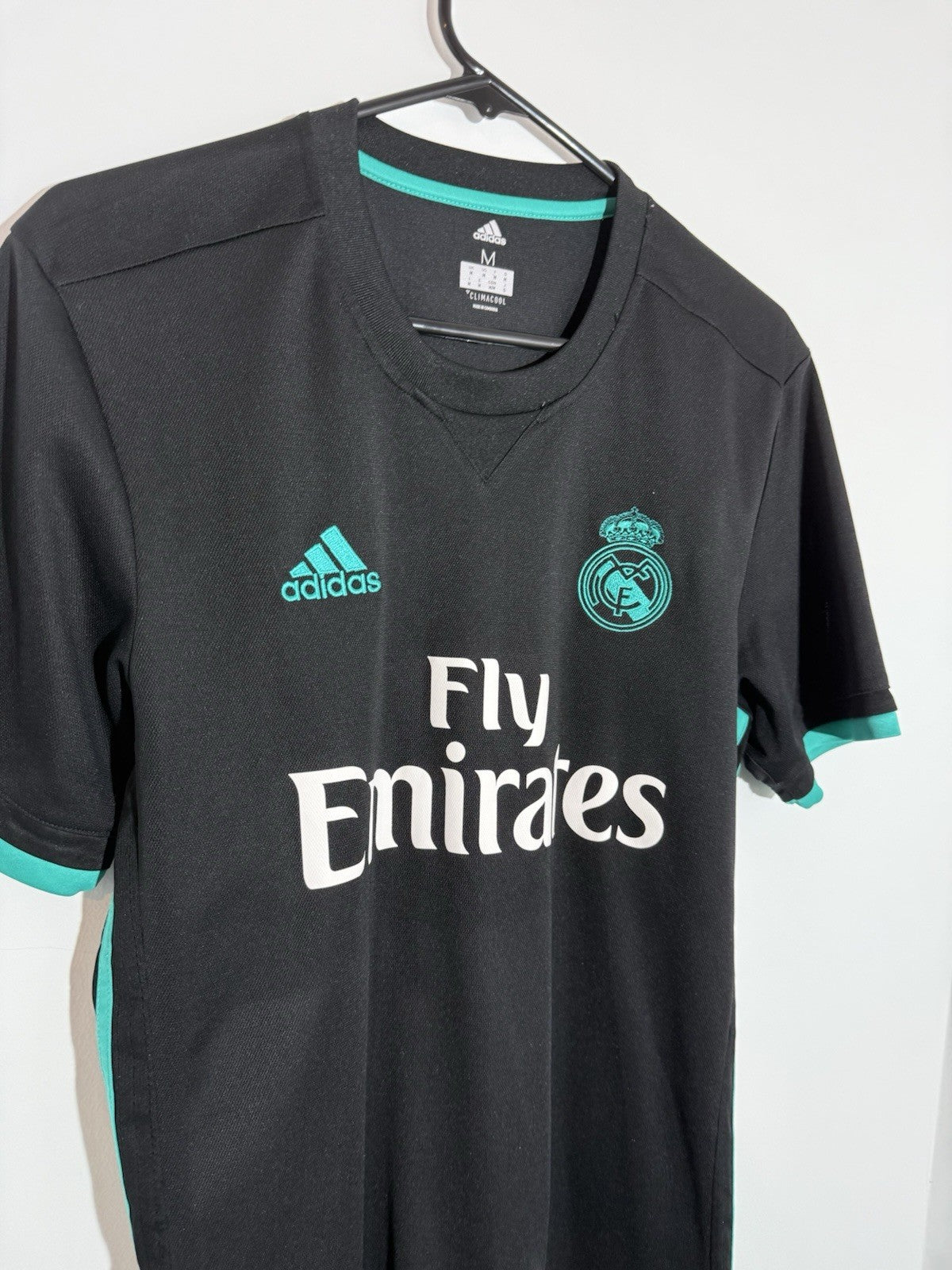 Real Madrid Benzema #9 2017/18 Medium Away Shirt Excellent Condition BR3543