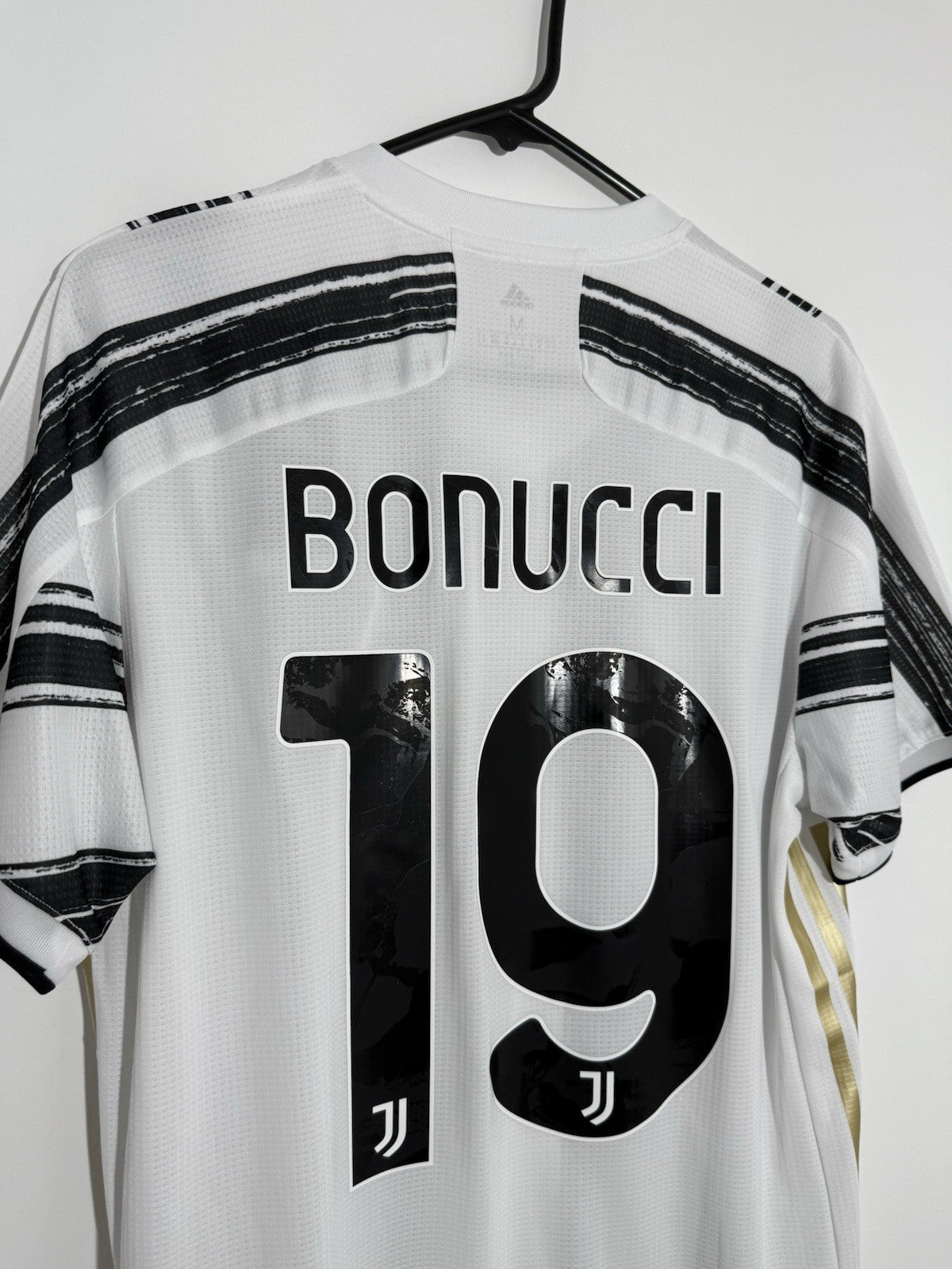 Juventus Bonucci #19 2020/21 Medium Home Authentic Shirt Adidas BNWT GJ7601