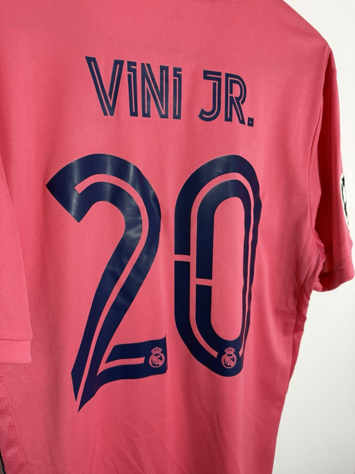 Real Madrid Vinicius Jr #20 2020/21 Medium Away Shirt BNWT GI6463