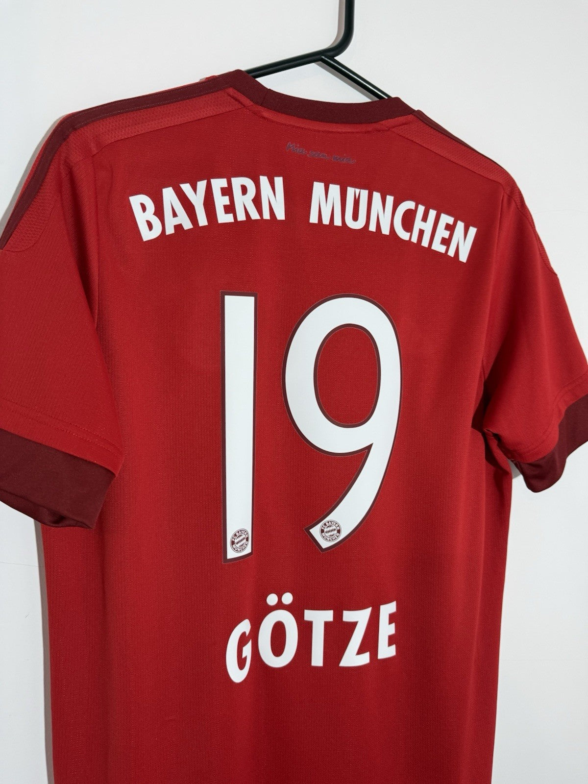 Bayern Munich Gotze #19 2015/16 Medium Home Shirt Excellent Condition S08806
