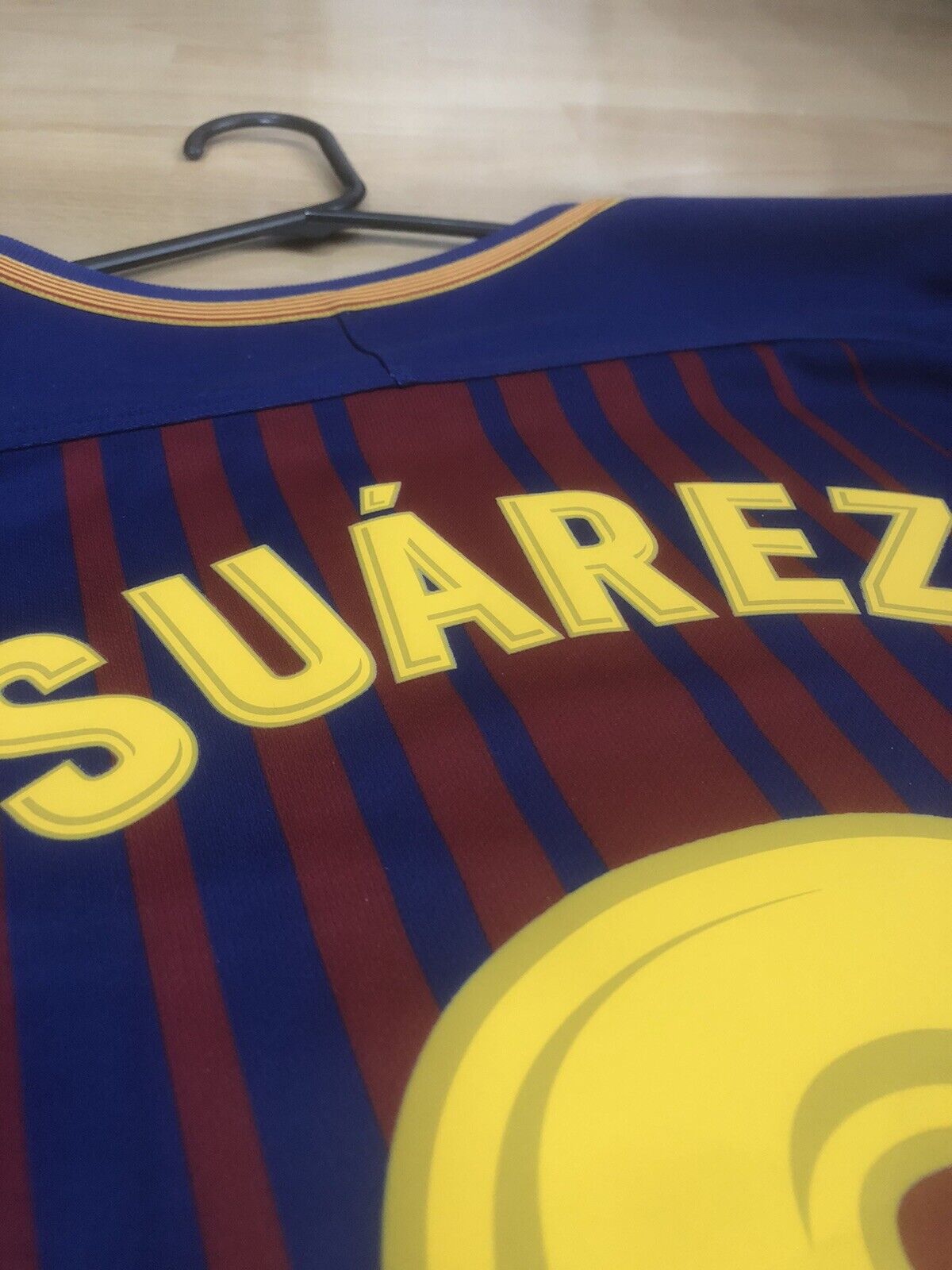 Suarez 9 Barcelona Xl 2017 18 Home Shirt Nike Excellent Condition 847255 457