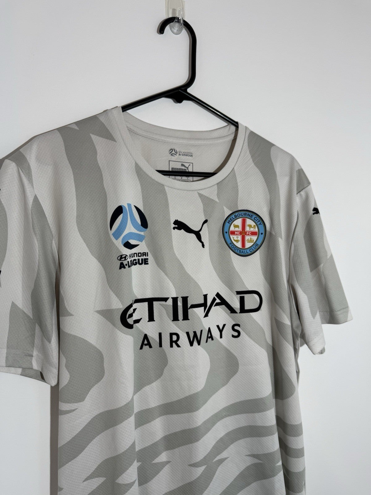Melbourne City 2019/20 Large Away Shirt Puma Excellent Condition