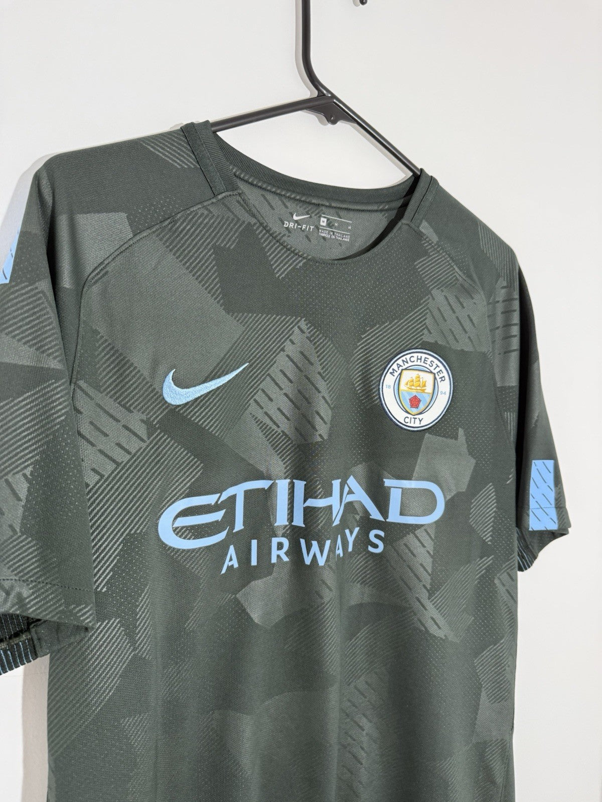 Man City Kun Aguero #10 2017/18 Medium 3rd Shirt Excellent Condition 847259-333