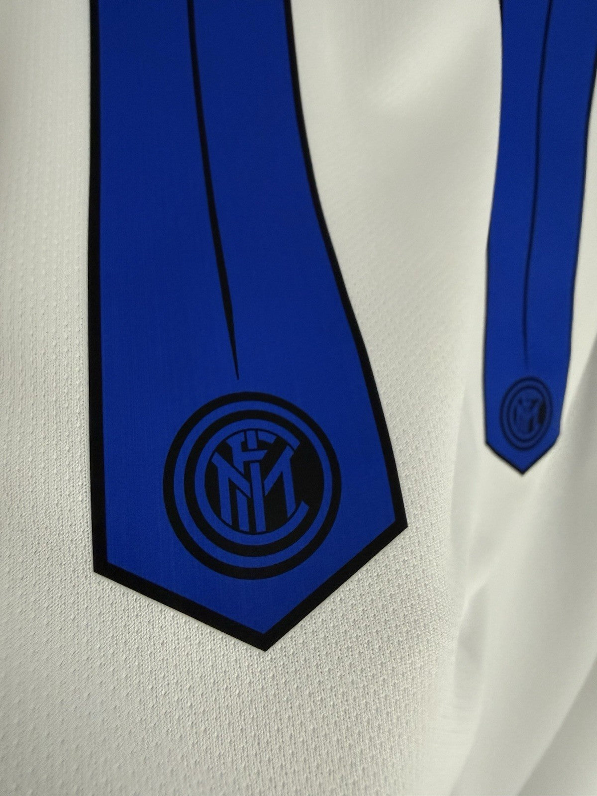 Inter Milan Brozovic #77 2016/17 Medium Away Shirt Excellent Conditio 776888-101