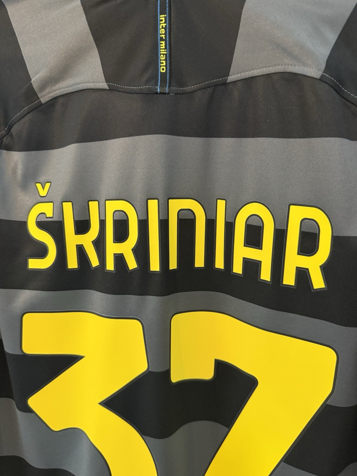 Inter Milan Skriniar #37 2020/21 Medium 3rd Shirt BNWT CK7823-022