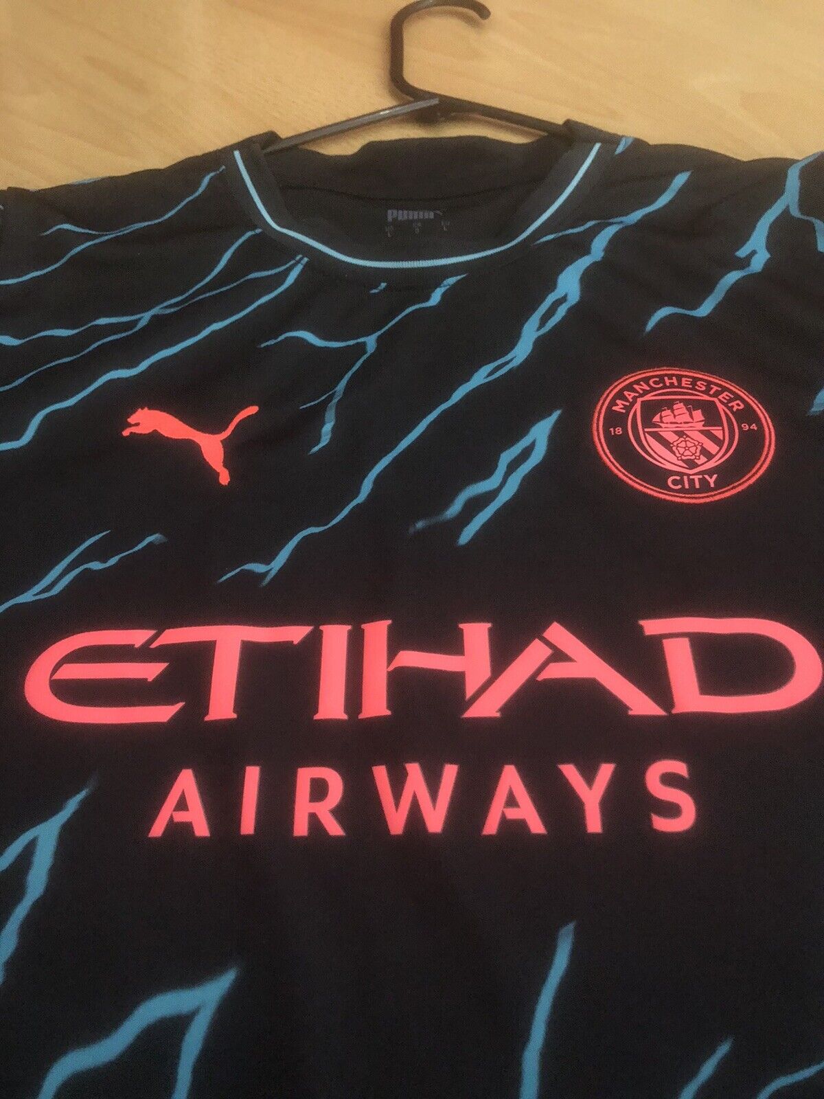 Haaland 9 Manchester City 2023 24 Large 3rd Shirt Excellent Condition 770460 03