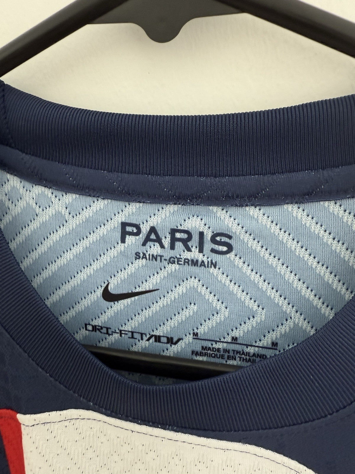 PSG Messi #30 DriFitAdv 2022/23 Medium Home Shirt Excellent Condition DJ7649-480