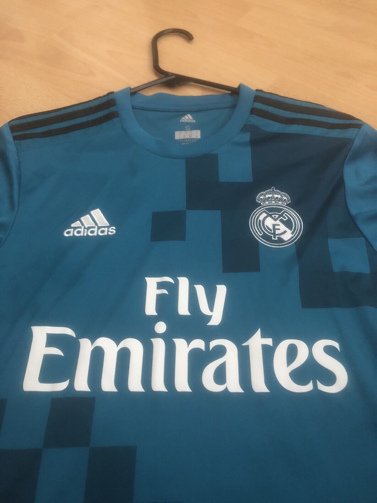 Kroos 8 Real Madrid 2017 18 Small 3rd Shirt Adidas Excellent Condition Br3539