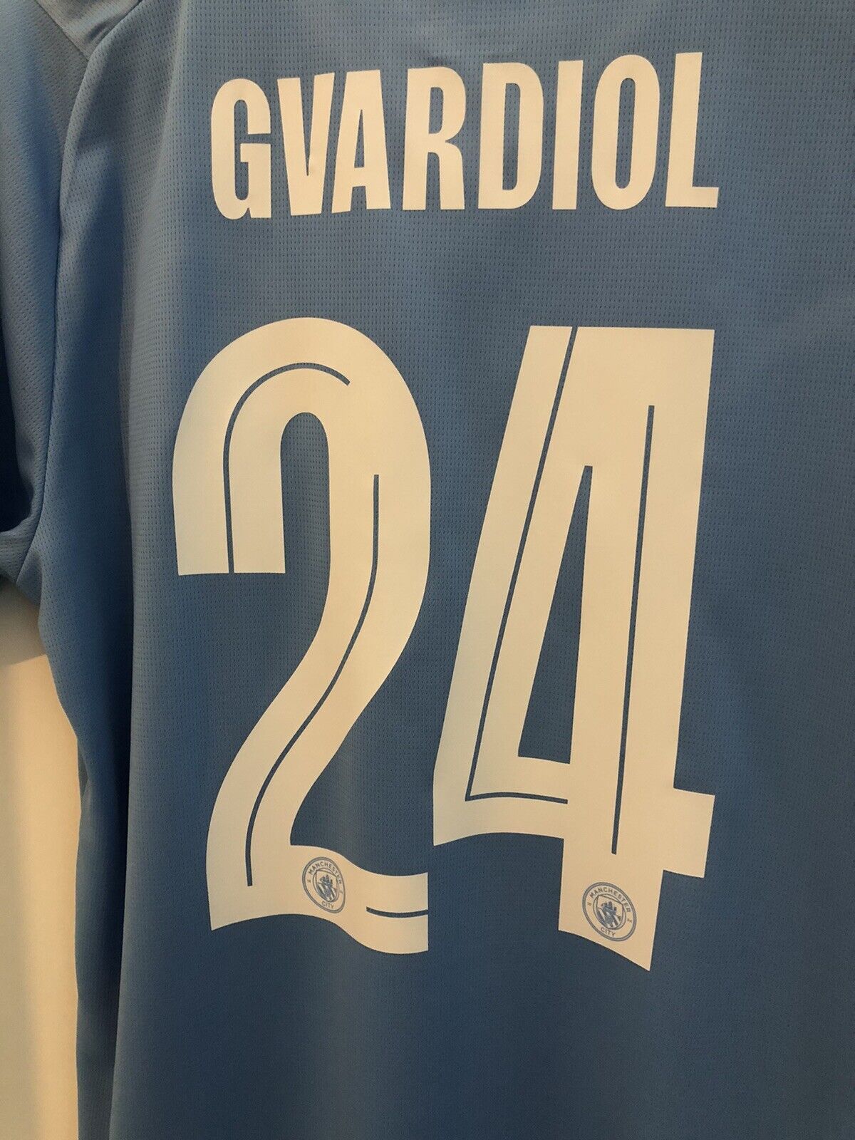 Gvardiol 24 Manchester City 2023 24 Medium Home Excellent Condition 770438 01