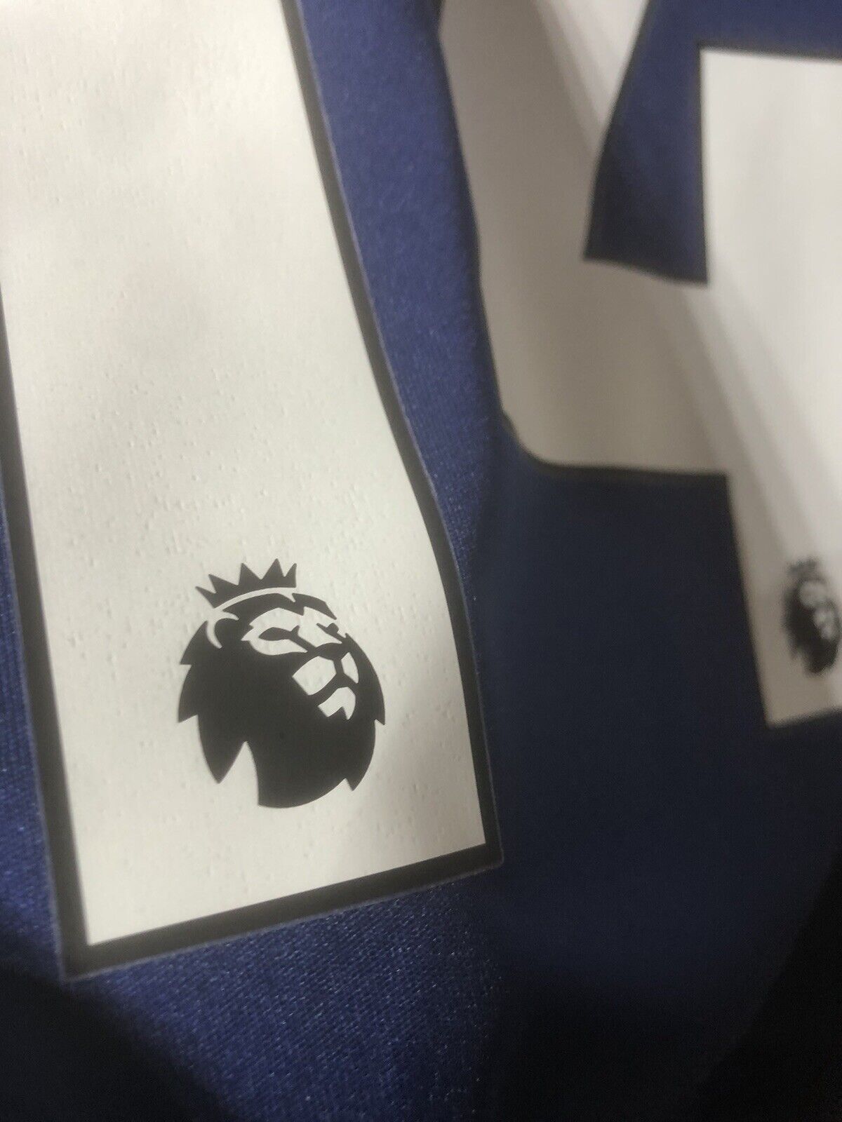 Isak #14 Newcastle United Away Large 2022/23 Football Shirt BNWT