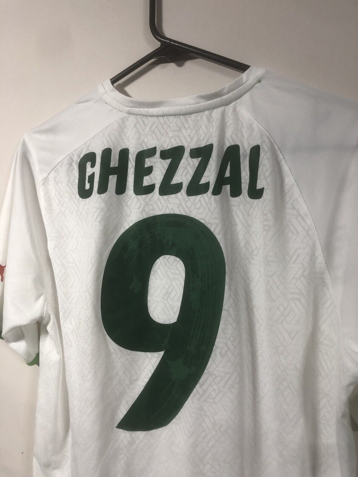 Ghezzal #9 Algeria WC 2010 Medium Home Shirt Puma Excellent Condition