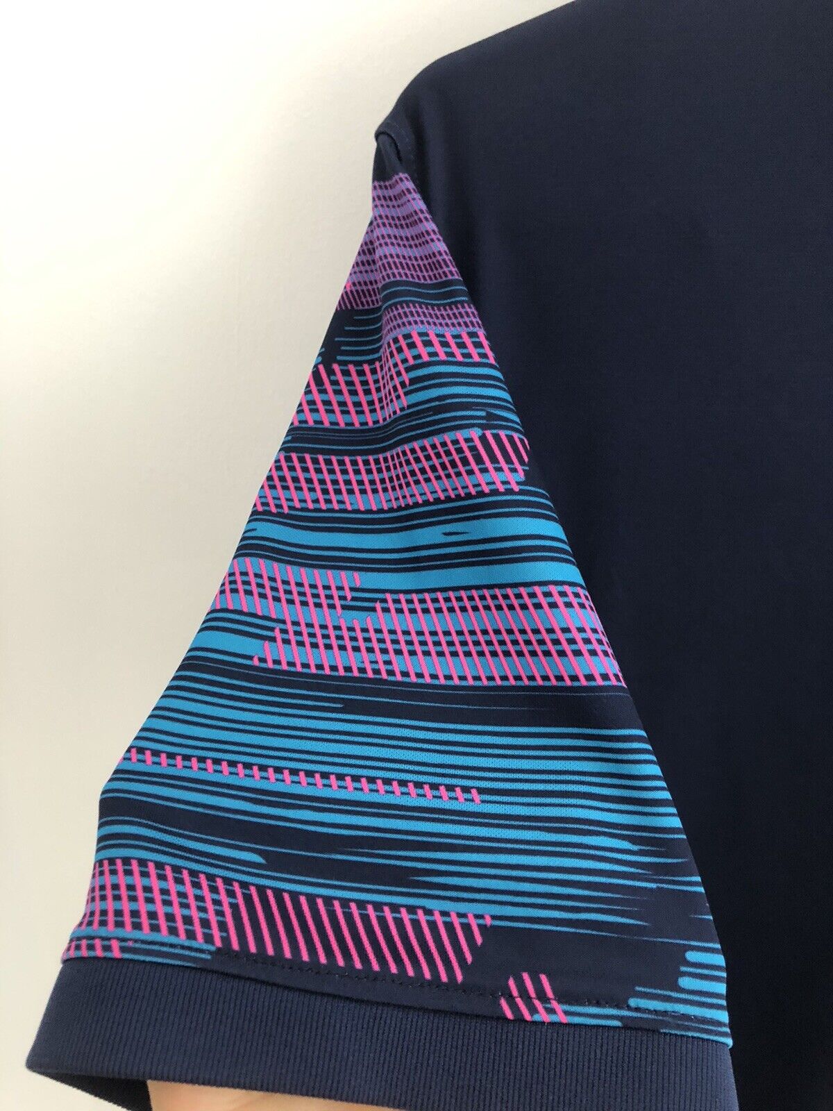 RB Leipzig 2021 22 Medium 3rd Shirt Excellent Condition Db5904 411