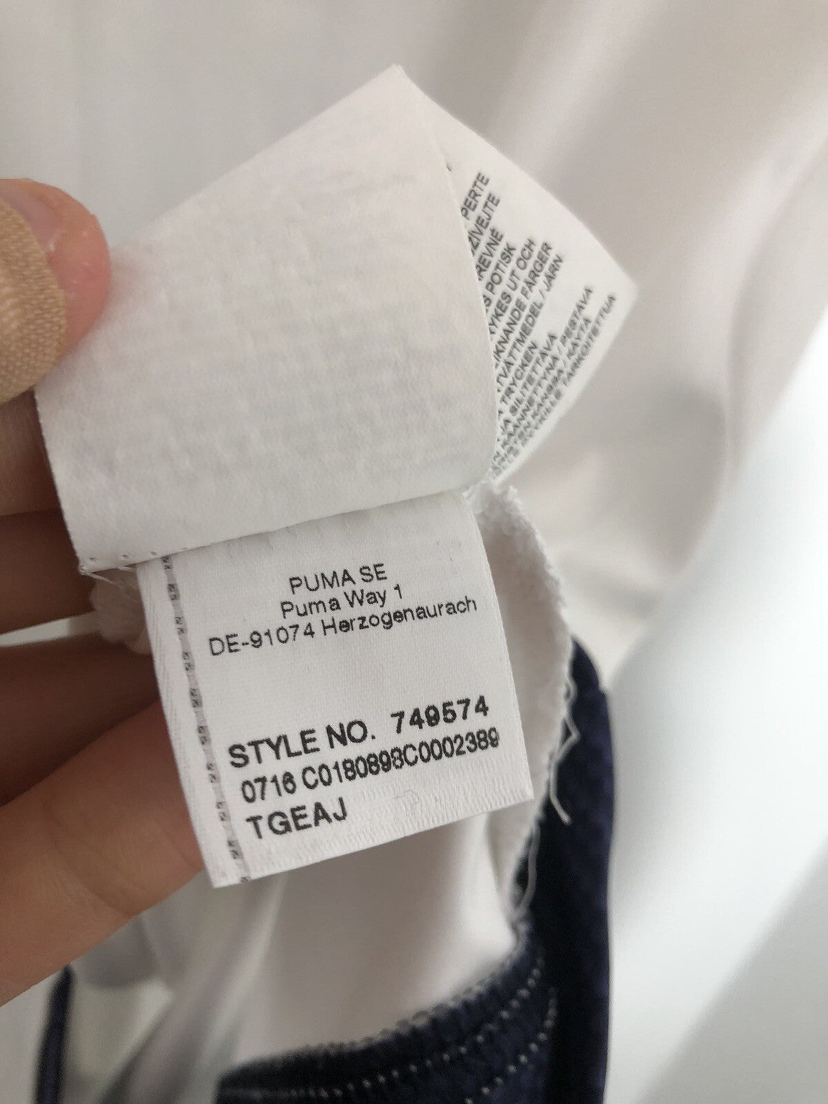 Italy 2018 Medium Away Tribune Shirt Very Good Condition 749574-04