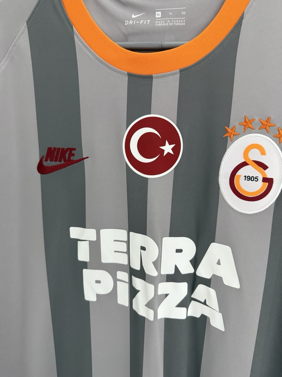 Galatasaray Falcao #9 2019/20 XL 3rd Shirt Nike BNWT AT0030-060