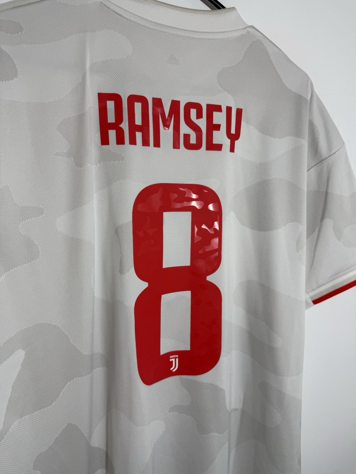 Juventus Ramsey #8 2019/20 XL Away Shirt Adidas Excellent Condition DW5461