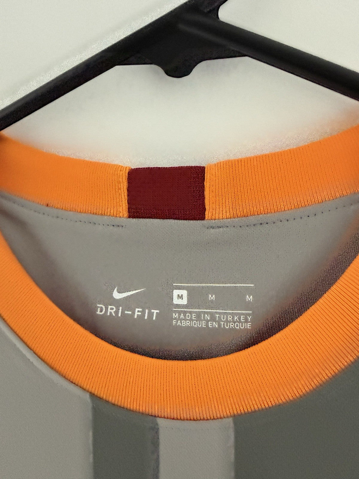 Galatasaray Falcao #9 2019/20 Medium 3rd Football Shirt Nike BNWT AT0030-060