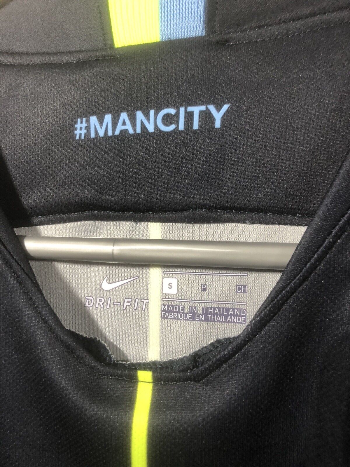 Kompany #4 Manchester City 2018/19 Small Away Shirt Nike Excellent Condition