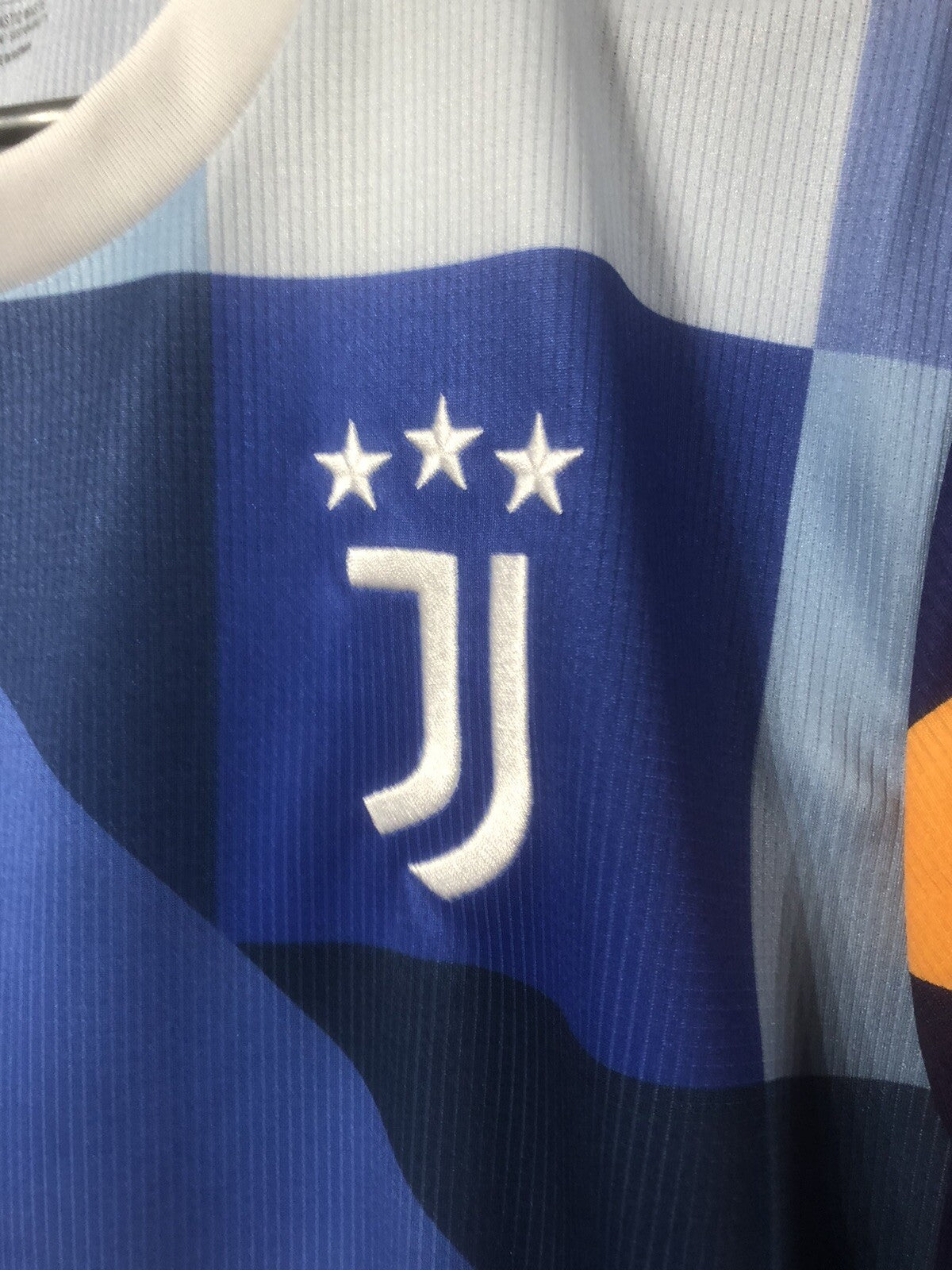Juventus Kulusevski #44 2021/22 Medium 4th Shirt BNWT HM6516