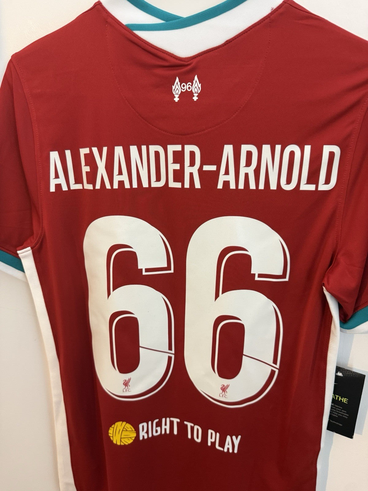 Liverpool Alexander-Arnold #66 2020/21 Small Home Shirt Nike BNWT CZ2636-687