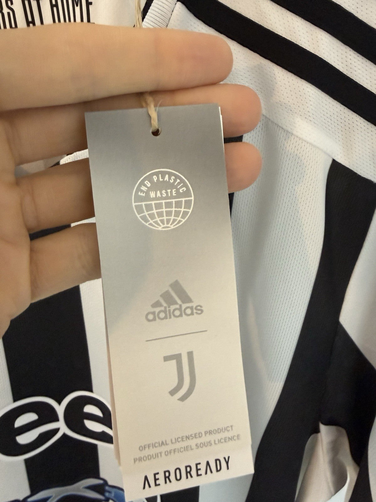 Juventus McKennie #14 2021/22 Medium Home Shirt Adidas BNWT GS1442