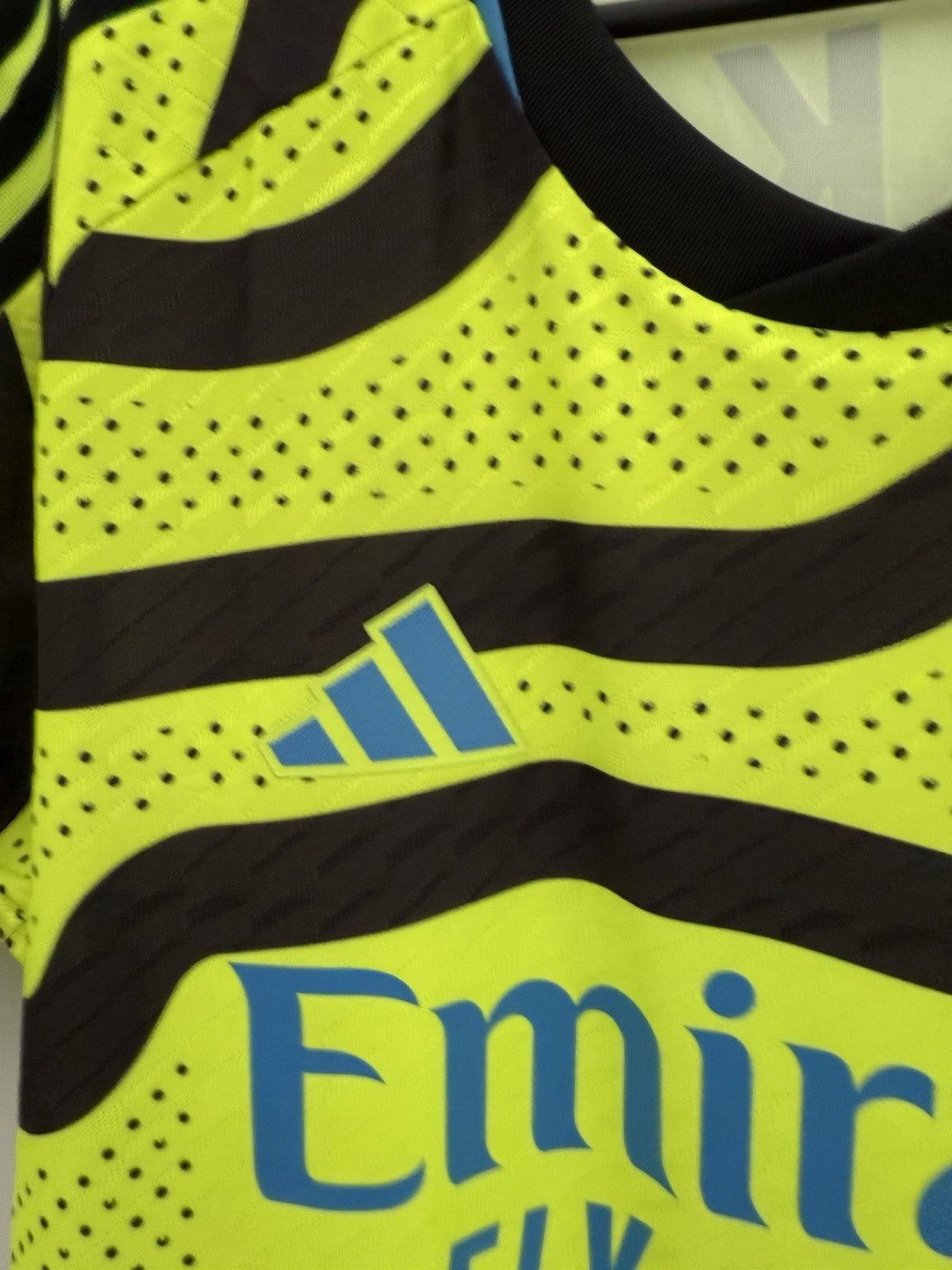 Arsenal Saka #7 2023/24 Medium Authentic Away Shirt Adidas BNWT HR6926