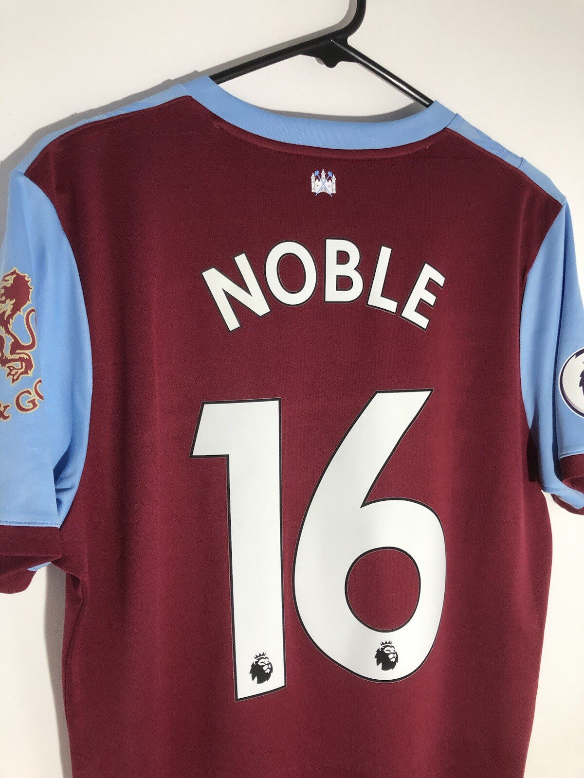 West Ham United Noble #16 2019/20 Medium Home Shirt Umbro Excellent Condition
