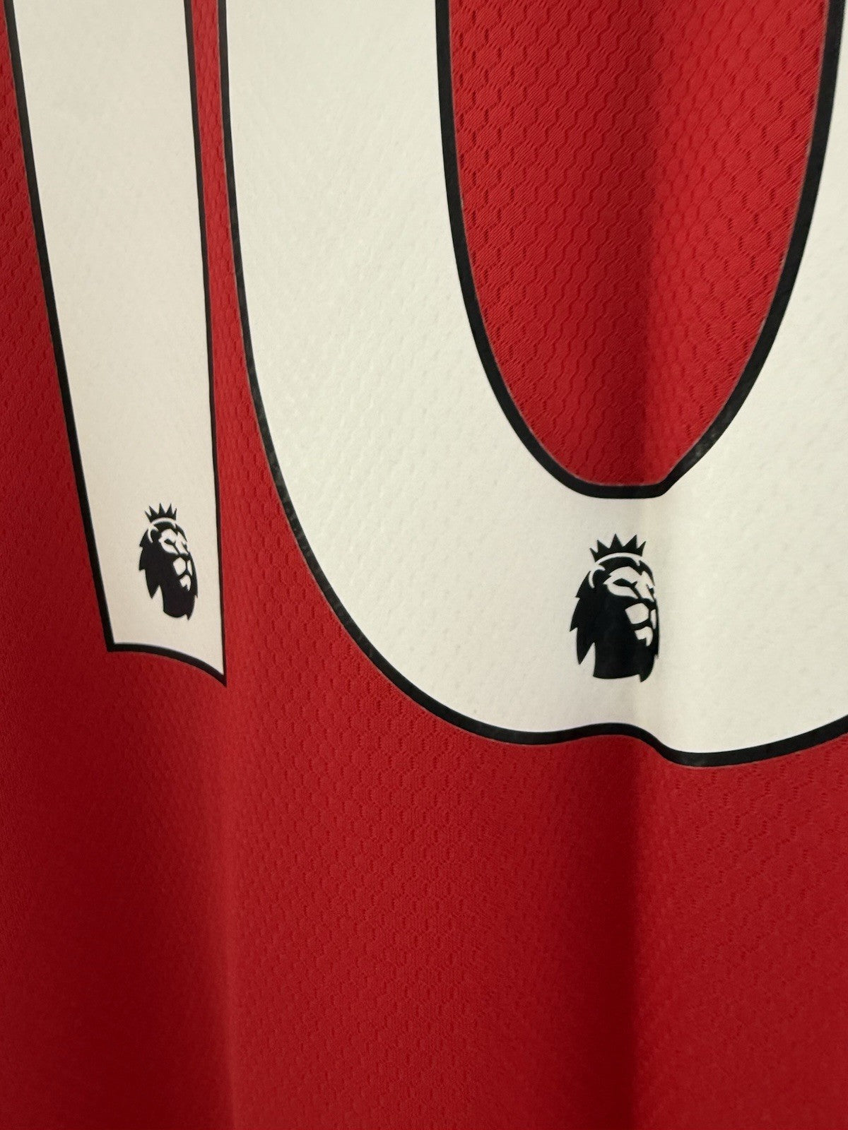Arsenal Ozil #10 2019/20 Medium Home Football Shirt Excellent Condition EH5637