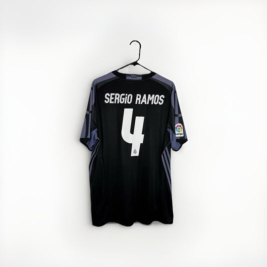 Real Madrid Sergio Ramos #4 2016/17 XL 3rd Shirt Excellent Condition AI5139