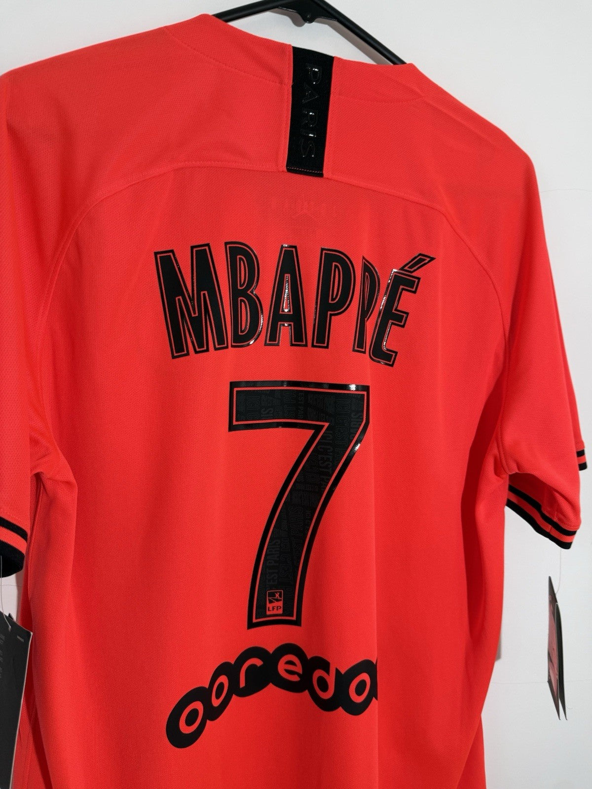 Paris St Germain Mbappe #7 2019/20 Large Away Shirt Jordan BNWT AJ5552-613