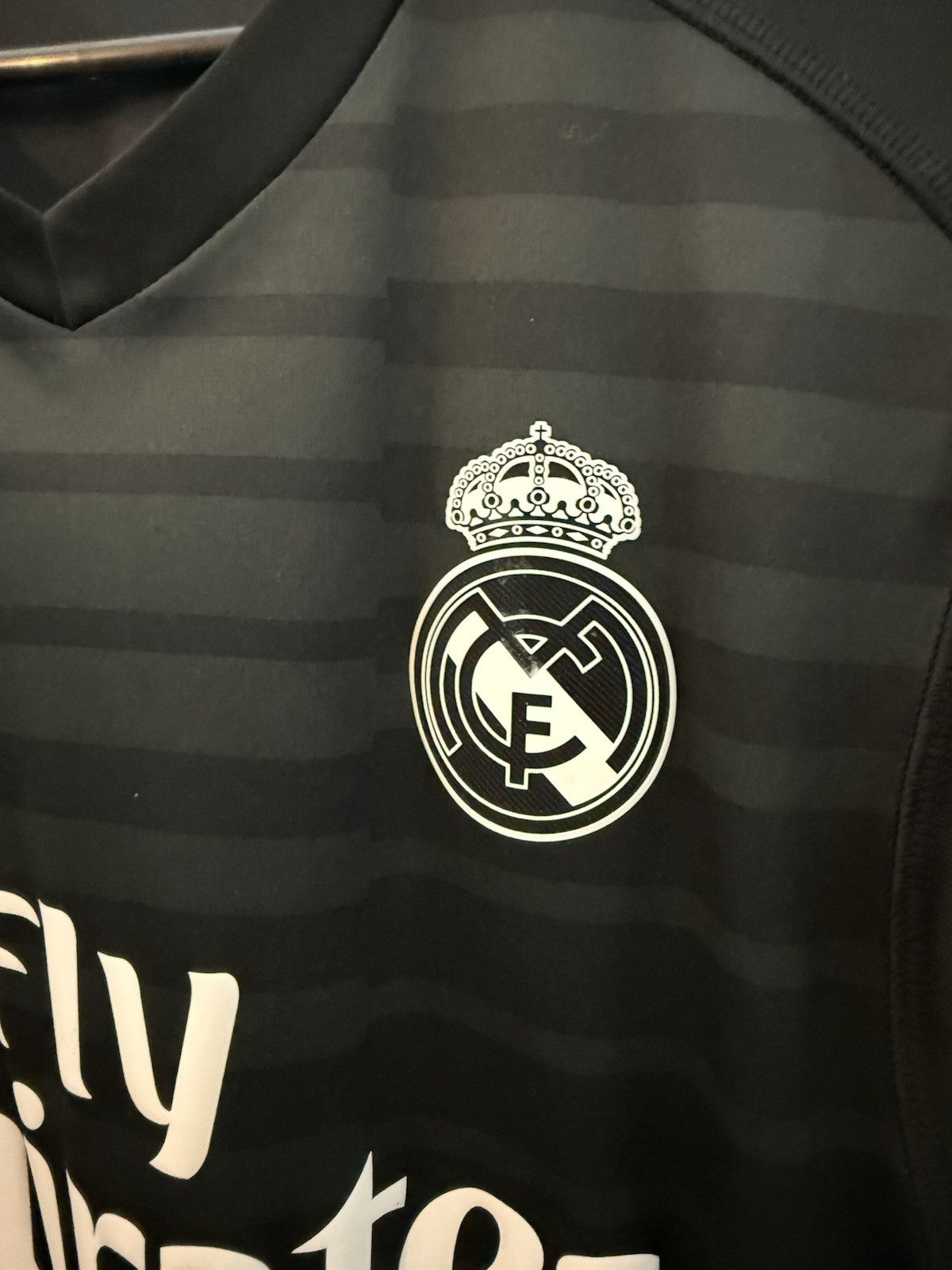 Real Madrid Courtois #25 2018/19 Medium Home GK Shirt Excellent Condition CG0564