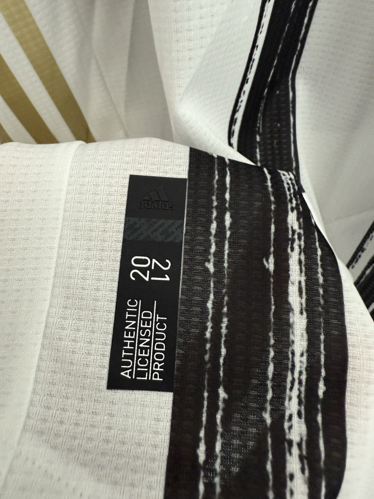 Juventus Bonucci #19 2020/21 Medium Home Authentic Shirt Adidas BNWT GJ7601